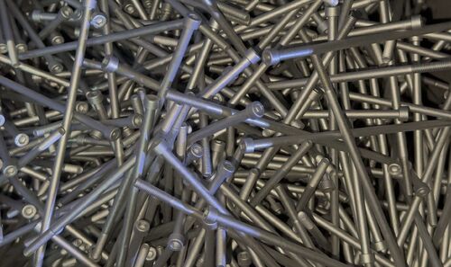 नवीनतम कंपनी ब्लॉग के बारे में जब जंग रोधी नमक छिड़काव से परे जाता है प्रणाली क्षमता के परिप्रेक्ष्य से जिंक-एल्यूमीनियम माइक्रो-कोटिंग के वास्तविक मूल्य को देखना